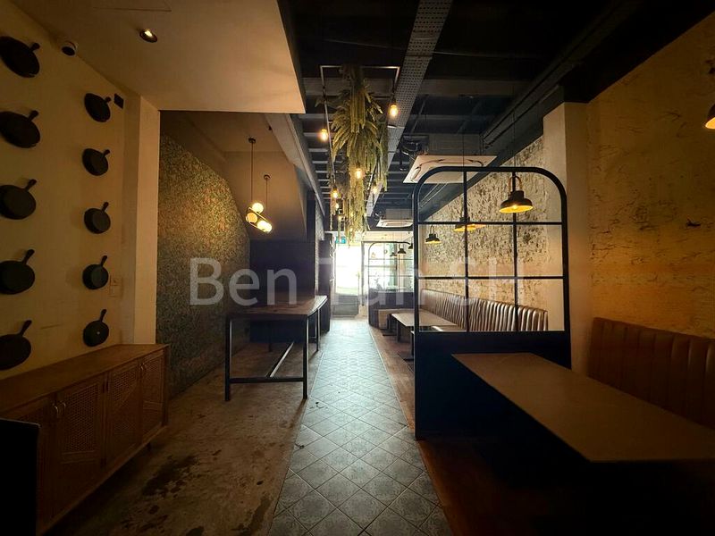 Food & Beverage for Rent: Fully Equipped Restaurant Space on Amoy Street. - Image 2