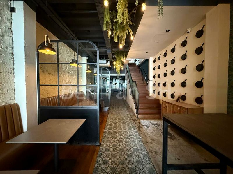 Food & Beverage for Rent: Fully Equipped Restaurant Space on Amoy Street. - Image 5