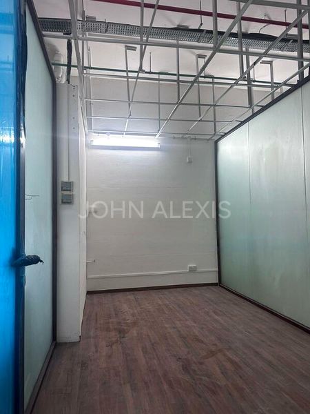 Light Industrial (B1) for Rent: Oxley BizHub 2 - Image 8