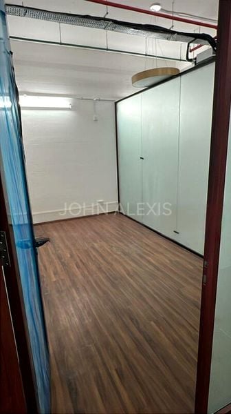 Light Industrial (B1) for Rent: Oxley BizHub 2 - Image 12