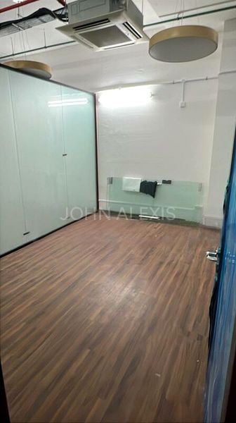 Light Industrial (B1) for Rent: Oxley BizHub 2 - Image 13