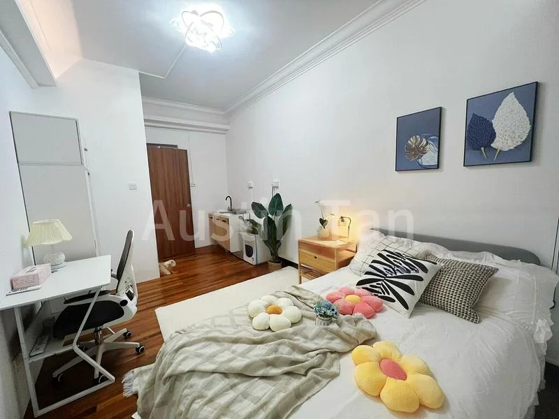 7 Bed Terraced House (Landed) for Rent in  Kew Vale - Image 6