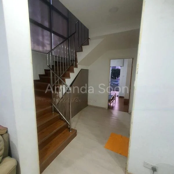 1 Bed Apartment (Condo) for Rent in  Carlyx Green - Image 2