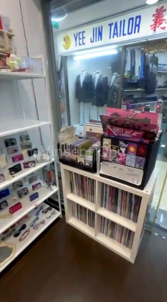 Mall Shop for Sale in Queensway Shopping Centre/Queensway Tower - Image 1