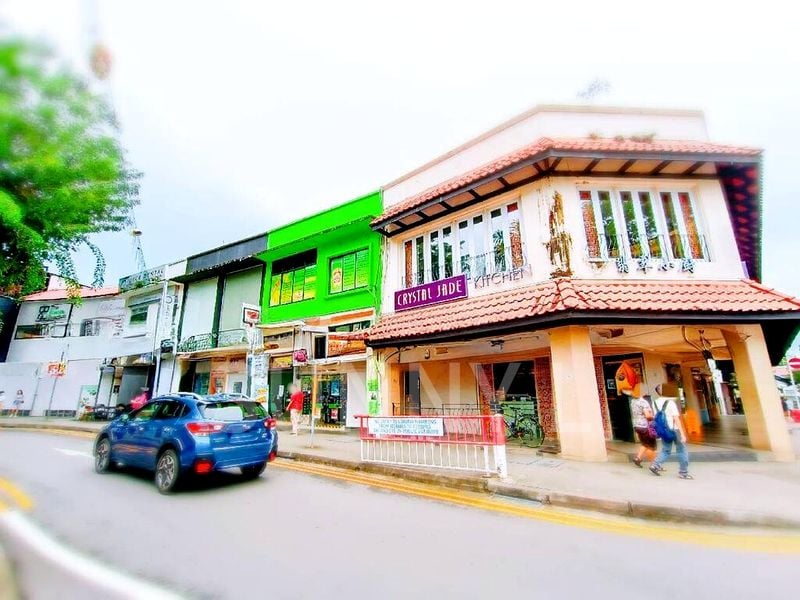 Food & Beverage for Rent: Holland Village Restaurant; High Visibility. - Image 1