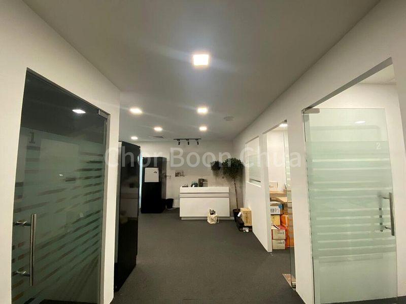 Office for Rent: International Plaza - Image 1