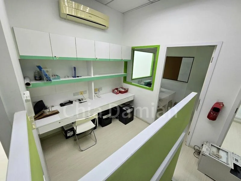 Light Industrial (B1) for Sale: Tradehub 21 - Image 1