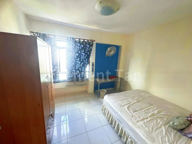 Room (HDB) for Rent in  656 Senja Road - Image 1