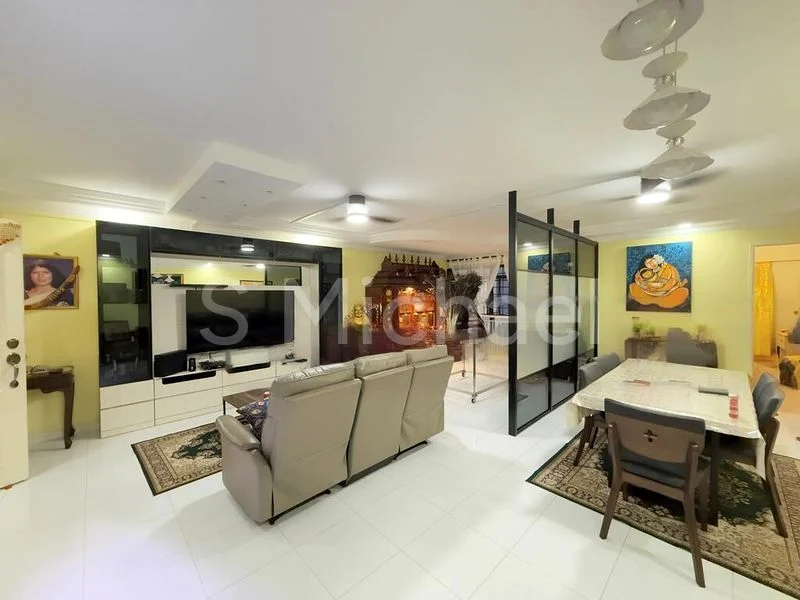5 Room (5I) HDB for Sale in 116C Rivervale Drive - Image 1