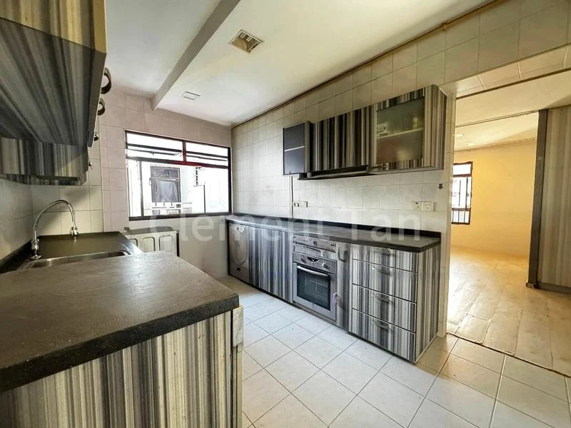4 Room (4A) HDB for Sale in  89 Tanglin Halt Road - Image 12
