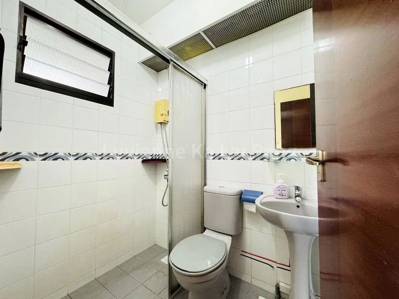 3 Room (3STD) HDB for Rent in 26C Jalan Membina - Image 6