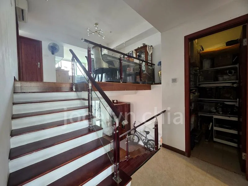 Master Room (Condo) for Rent in  Pandan Valley, Chempaka Court - Image 6