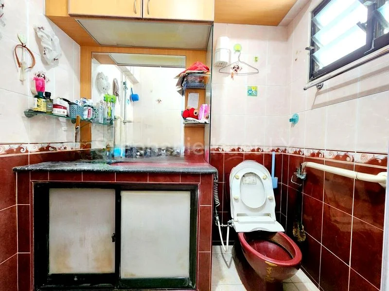 4 Room (4A) HDB for Sale in  253 Yishun Ring Road - Image 5