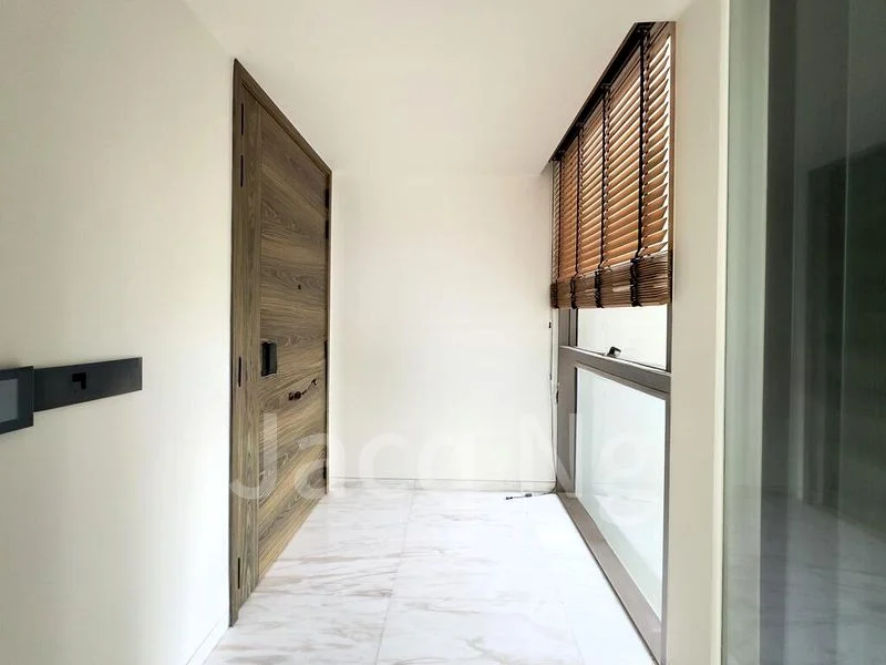 3 Bed Condo for Rent in  Coastline Residences - Image 9
