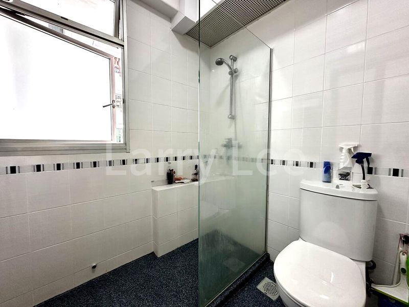 4 Room (4A) HDB for Rent in  445B Fernvale Road - Image 8