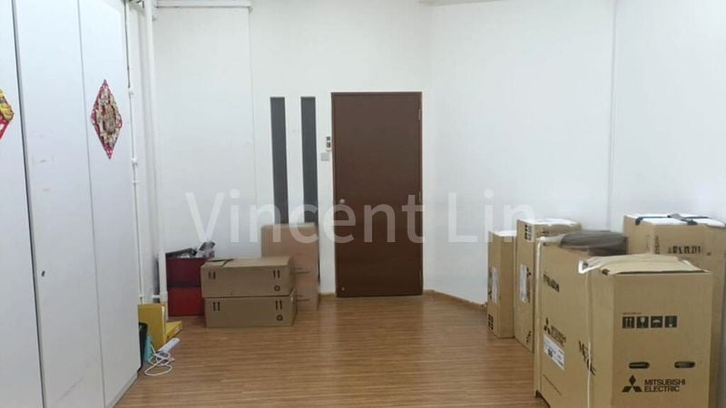 Light Industrial (B1) for Rent: Kapo Factory Building - Image 2