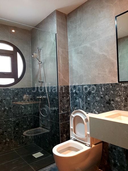 Common Room (Condo) for Rent in Verdun House - Image 6