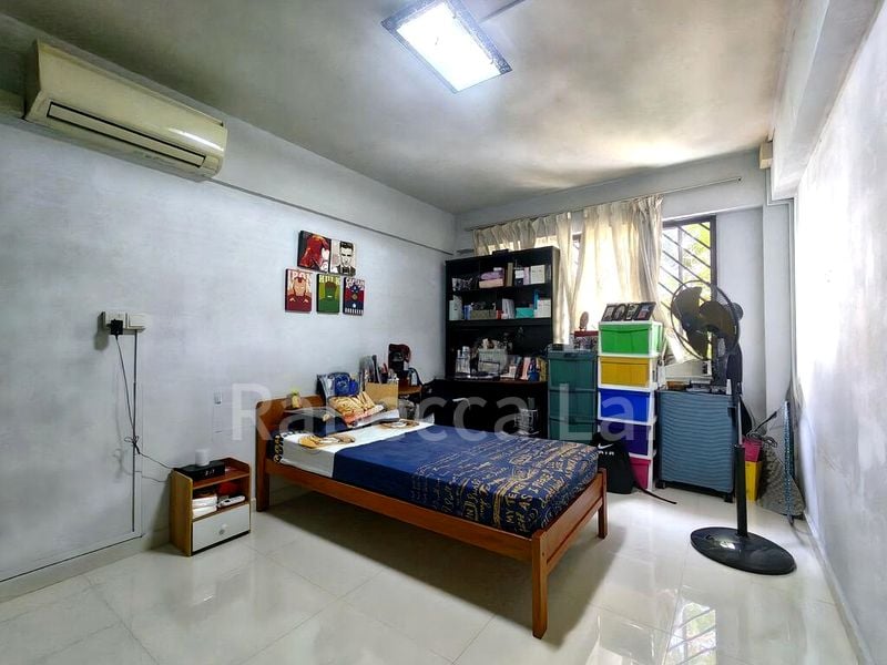 4 Room (4A) HDB for Sale in  609 Yishun Street 61 - Image 3