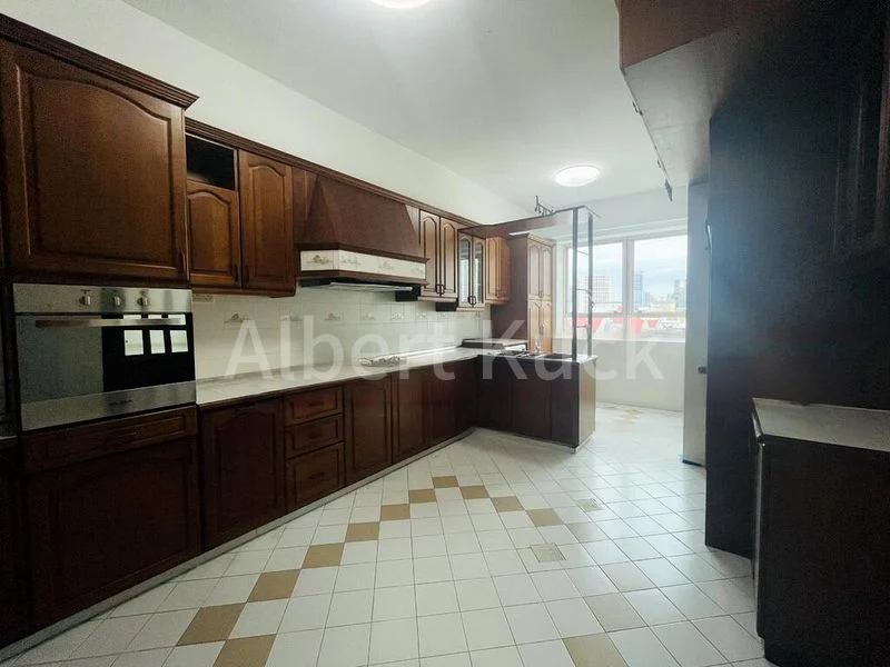 3 Bed Condo for Rent in  336 River Valley - Image 7