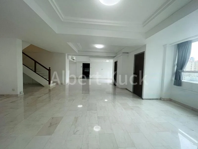 3 Bed Condo for Rent in  336 River Valley - Image 2