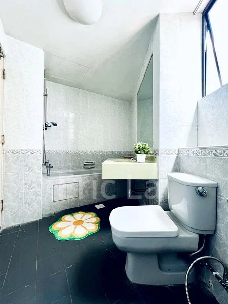 Master Room (Condo) for Rent in  Harbour View Towers - Image 5