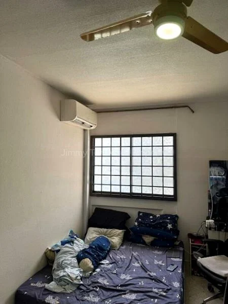 4 Room (4A) HDB for Sale in  237 Tampines Street 21 - Image 3