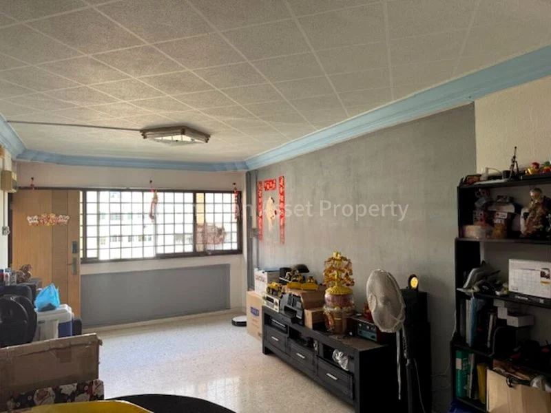 4 Room (4A) HDB for Sale in  237 Tampines Street 21 - Image 1