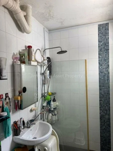 4 Room (4A) HDB for Sale in  237 Tampines Street 21 - Image 8