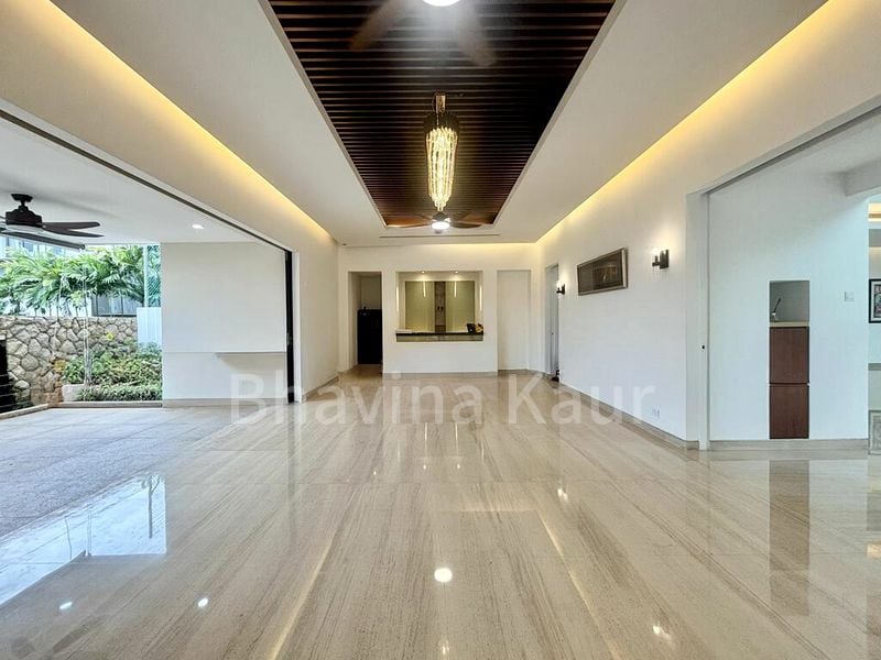 9+1 Bed Bungalow (Landed) for Rent in  Brizay Park - Image 4