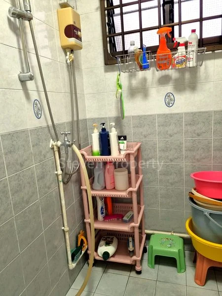 Common Room (HDB) for Rent in  679C Jurong West Central 1 - Image 4