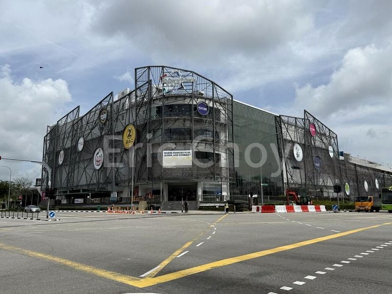 3 Bed Executive Condo for Sale in  Coastal Cabana - Image 6