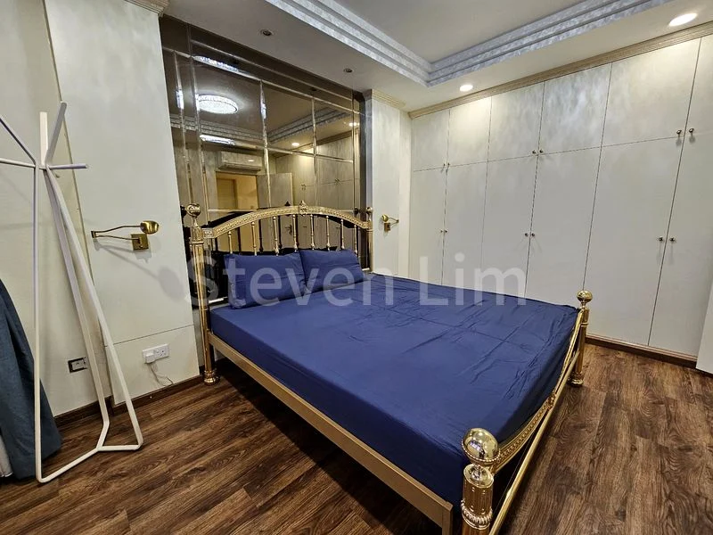 Master Room (Condo) for Rent in  Crystal Court - Image 1