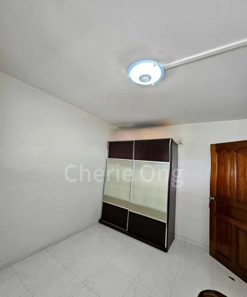 Common Room (HDB) for Rent in 113 Pending Road - Image 3