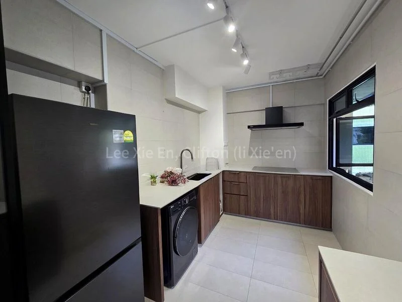 Master Room (HDB) for Rent in  59 Strathmore Avenue - Image 5