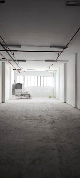 Light Industrial (B1) for Rent: Shun Li Industrial Complex - Image 8
