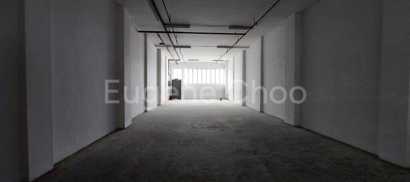 Light Industrial (B1) for Rent: Shun Li Industrial Complex - Image 5