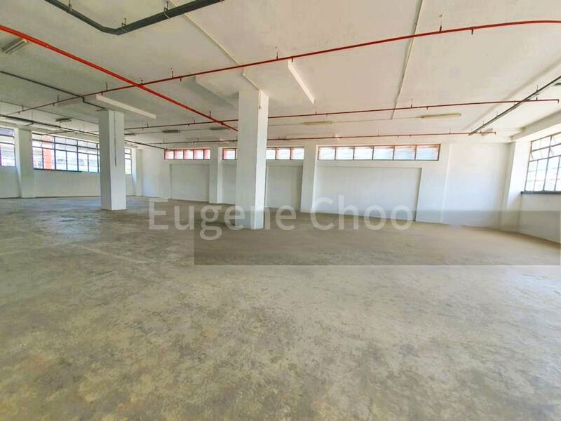 Light Industrial (B1) for Rent: Shun Li Industrial Complex - Image 11