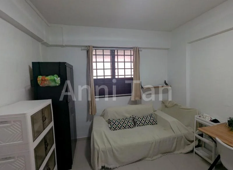 3 Room (3NG) HDB for Rent in  345 Clementi Avenue 5 - Image 2