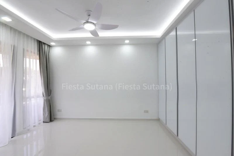 4 Bed Condo for Rent in  Hawaii Tower - Image 1