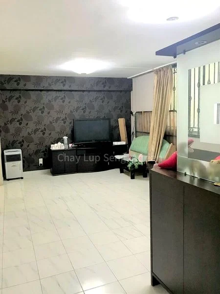 4 Room (4S) HDB for Rent in  53 Lengkok Bahru - Image 1