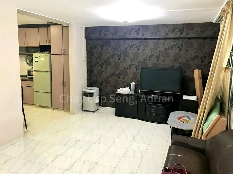 4 Room (4S) HDB for Rent in  53 Lengkok Bahru - Image 2