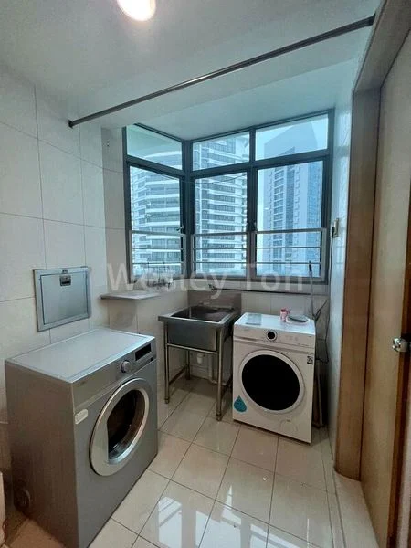 Master Room (Condo) for Rent in  Newton 21 - Image 5