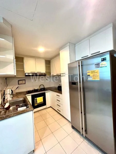 Master Room (Condo) for Rent in  Newton 21 - Image 3