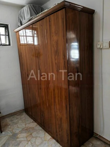 Common Room (HDB) for Rent in 149 Woodlands Street 13 - Image 2