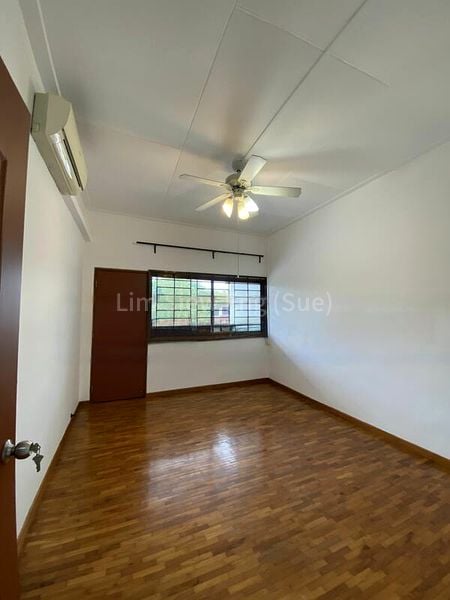 3 Bed Terraced House (Landed) for Rent in  People's Garden - Image 16