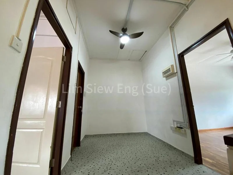 3 Bed Terraced House (Landed) for Rent in  People's Garden - Image 13