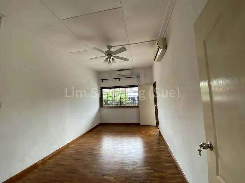 3 Bed Terraced House (Landed) for Rent in  People's Garden - Image 14