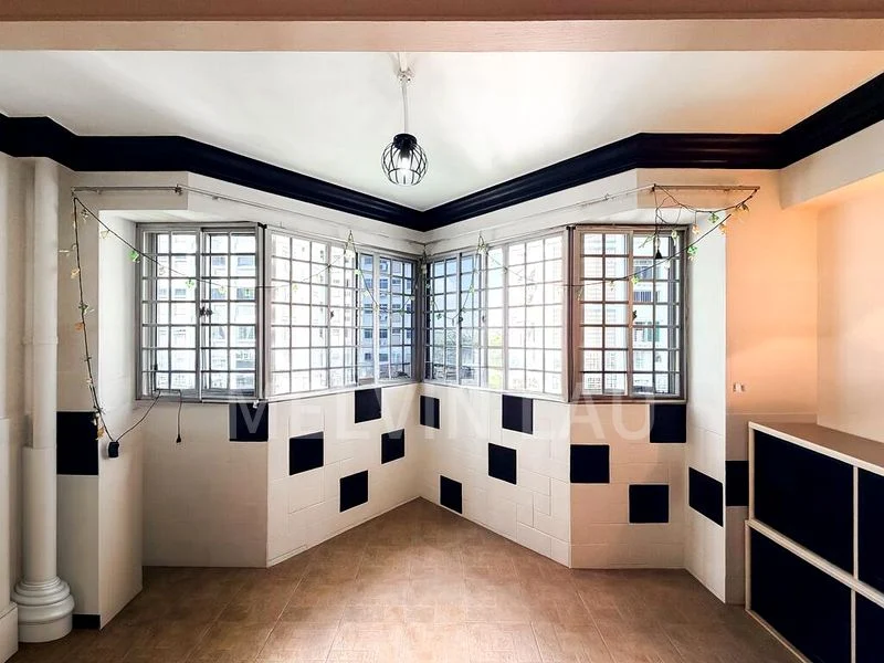 5 Room (5I) HDB for Sale in  321 Tah Ching Road - Image 6