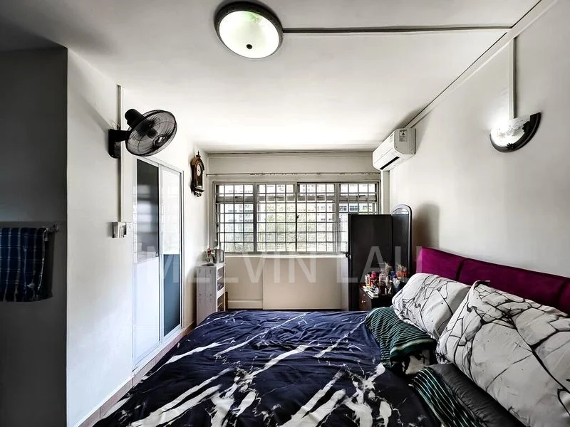 5 Room (5I) HDB for Sale in  321 Tah Ching Road - Image 4