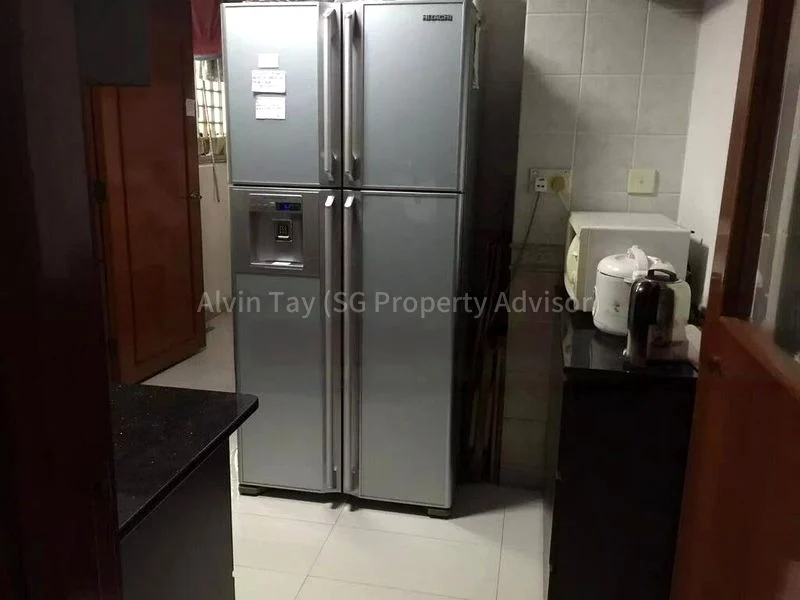 Common Room (Condo) for Rent in Parc Vista - Image 4